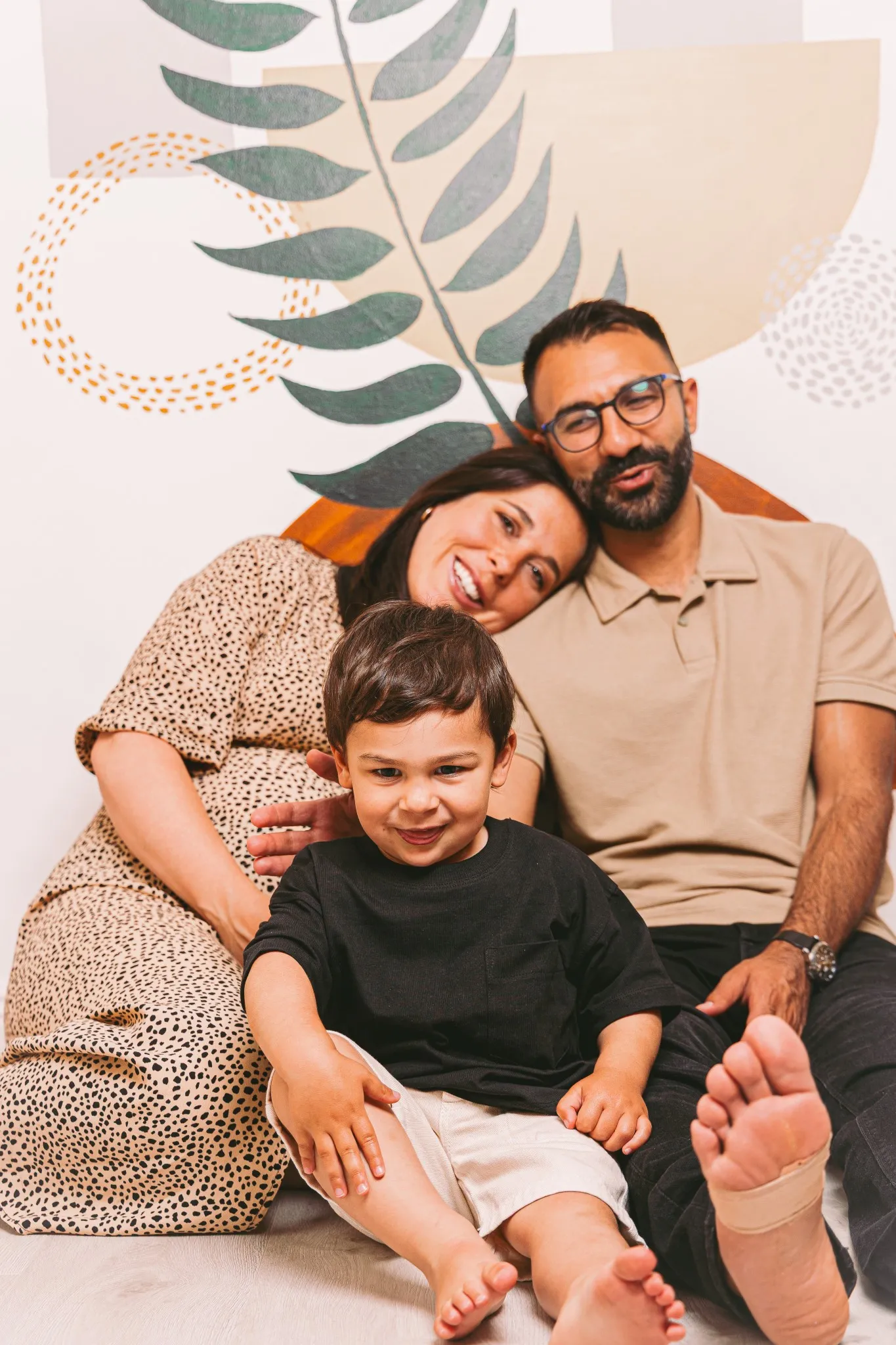 Eagle Productions Maternity Family Sitting Casual Outdoor