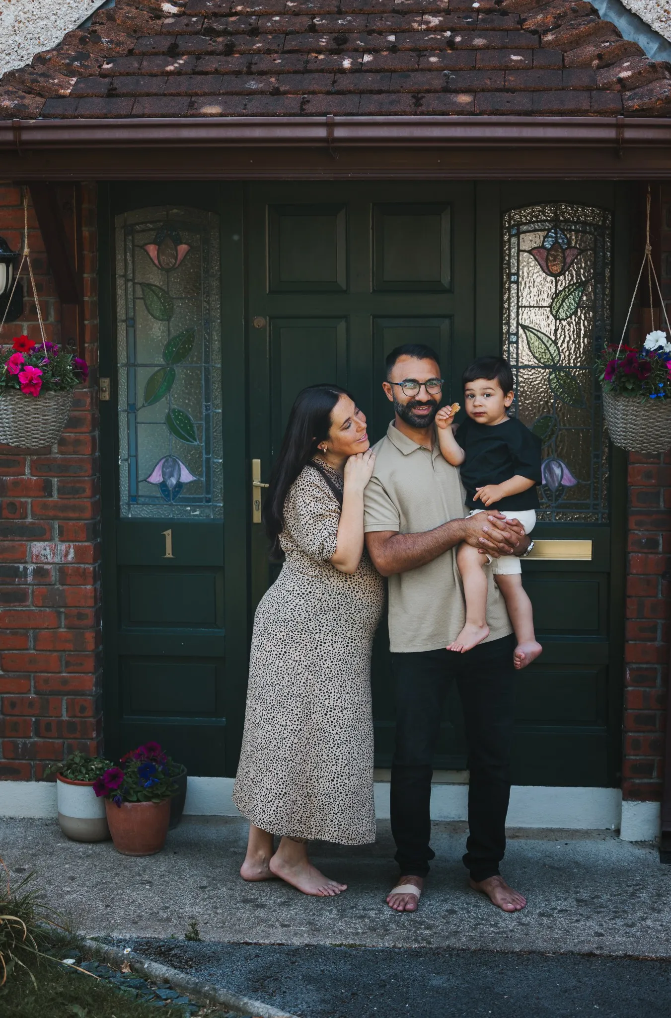 Eagle Productions Maternity Family Vintage Green Door