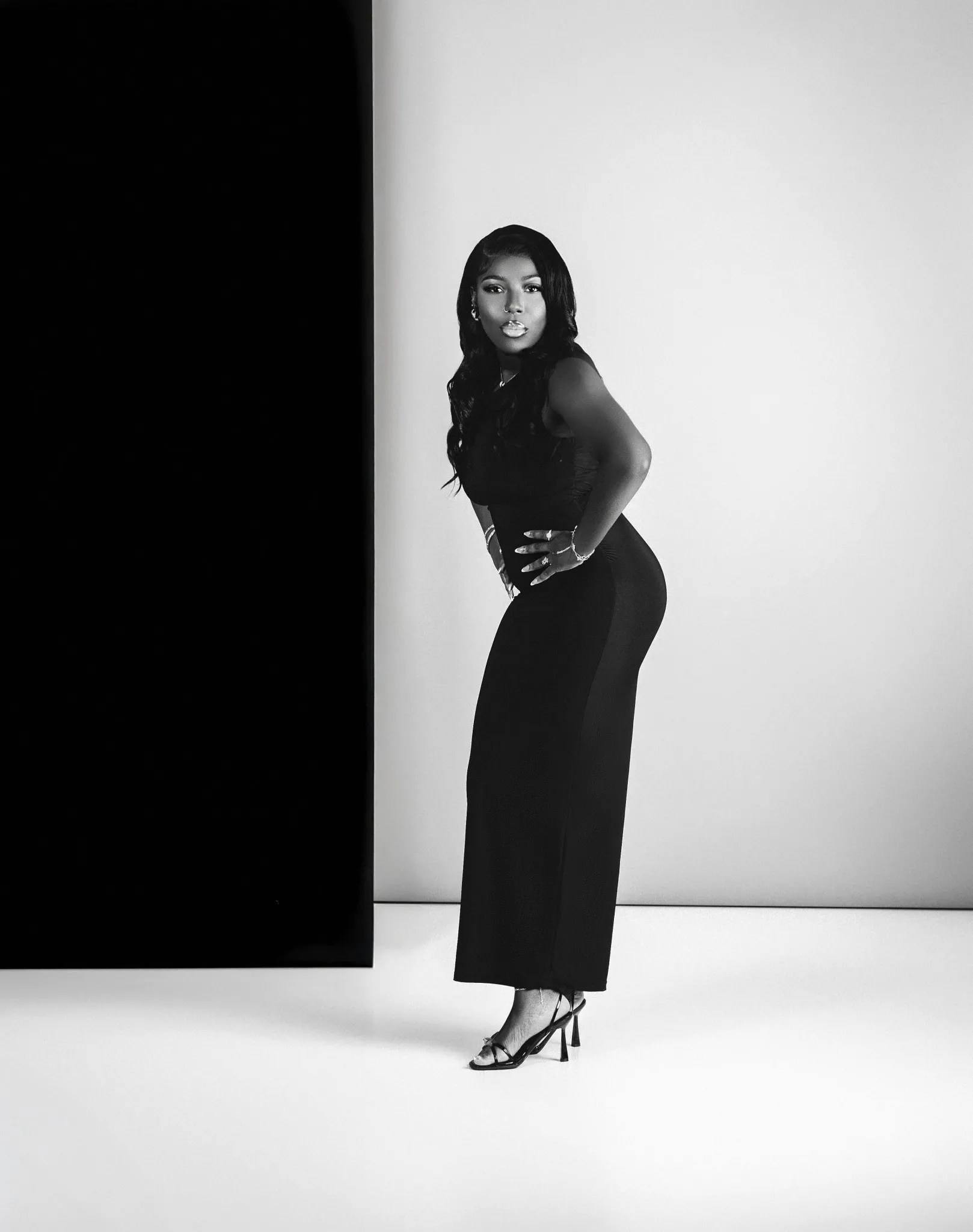 Eagle Productions Portraits Woman Black Dress Black White Studio