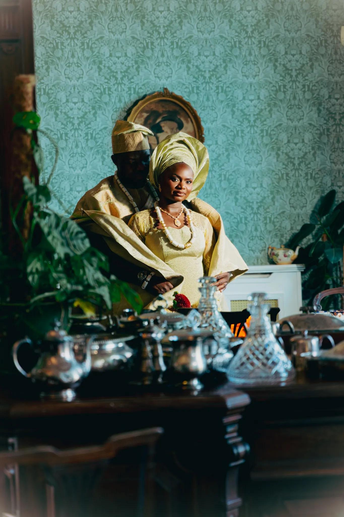 Eagle Productions Weddings Engagements Bride Gold Headpiece Table